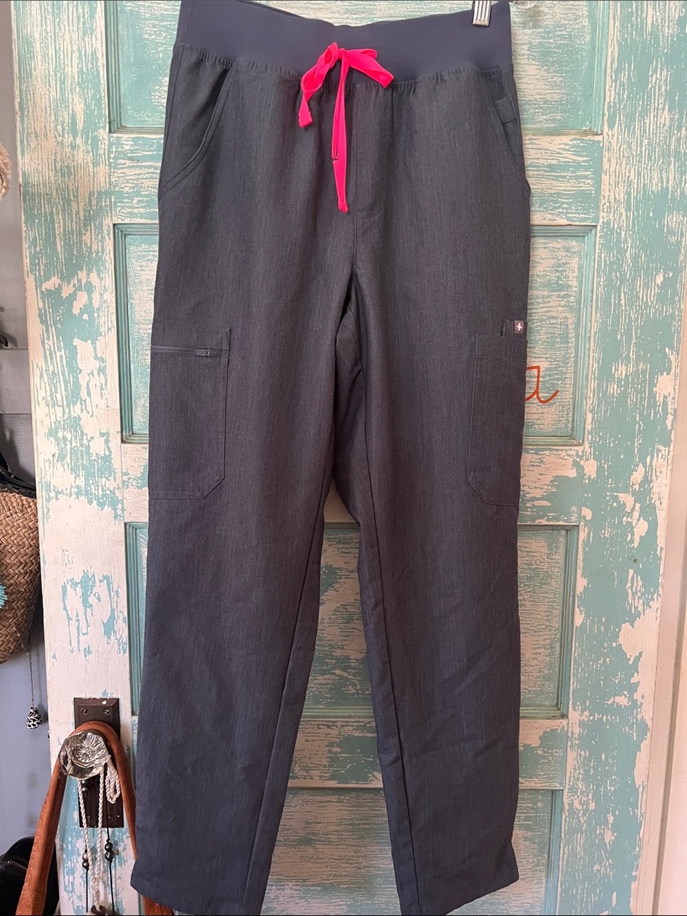 Figs Livingston scrub pants ? In denim heather blue color Pants Pink drawstring